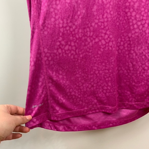 nike | magenta patterned dri fit top - Picture 4 of 5